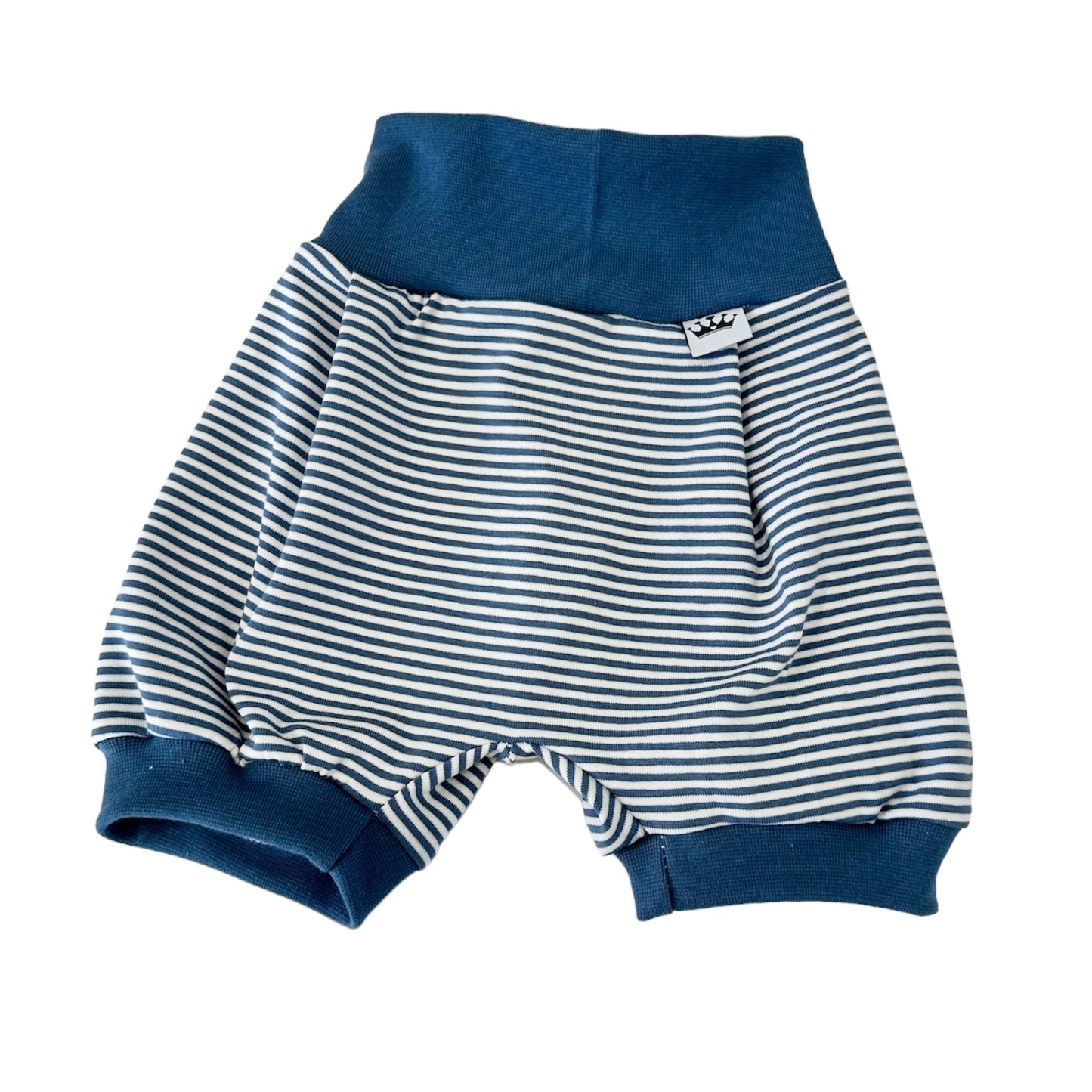 Pumpshorts Blau Streifen