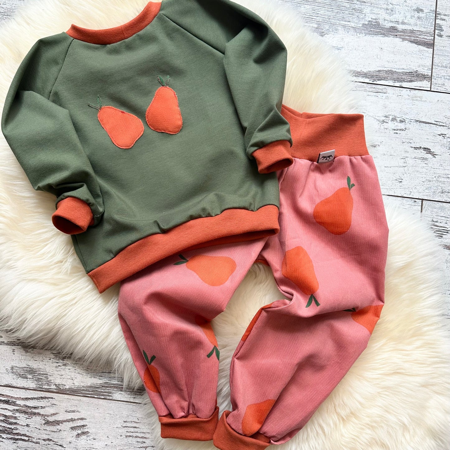 Limitierter Pullover Pear