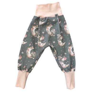 pumphose mit hase und Blumen 