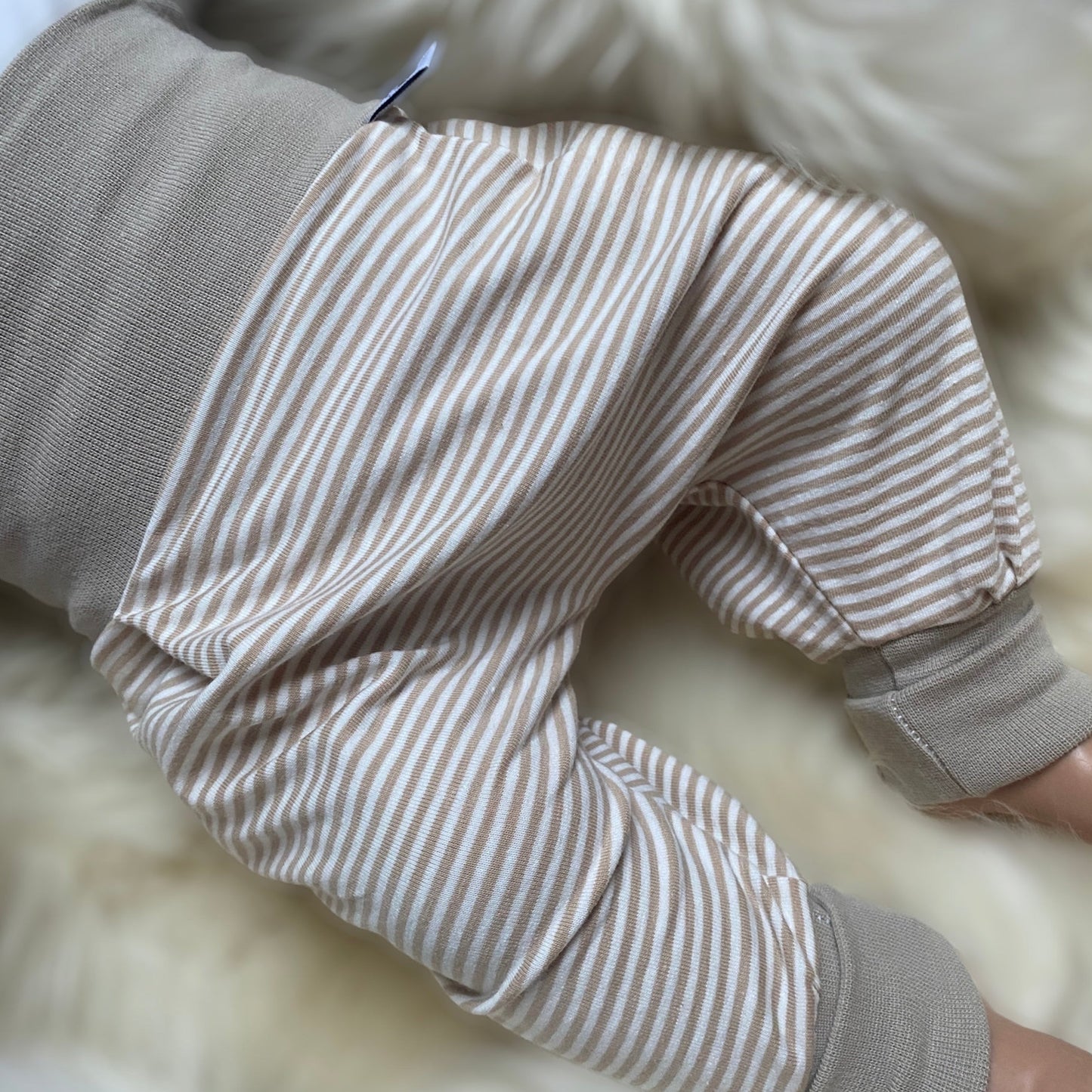 Baby set beige stripes