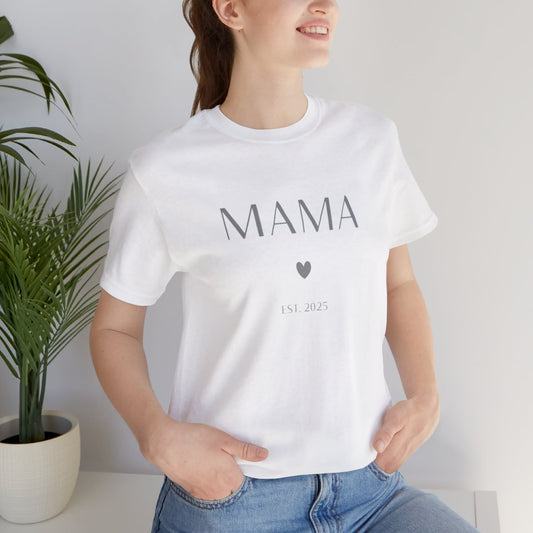 Mama T-Shirt EST.2025 personalisiebar