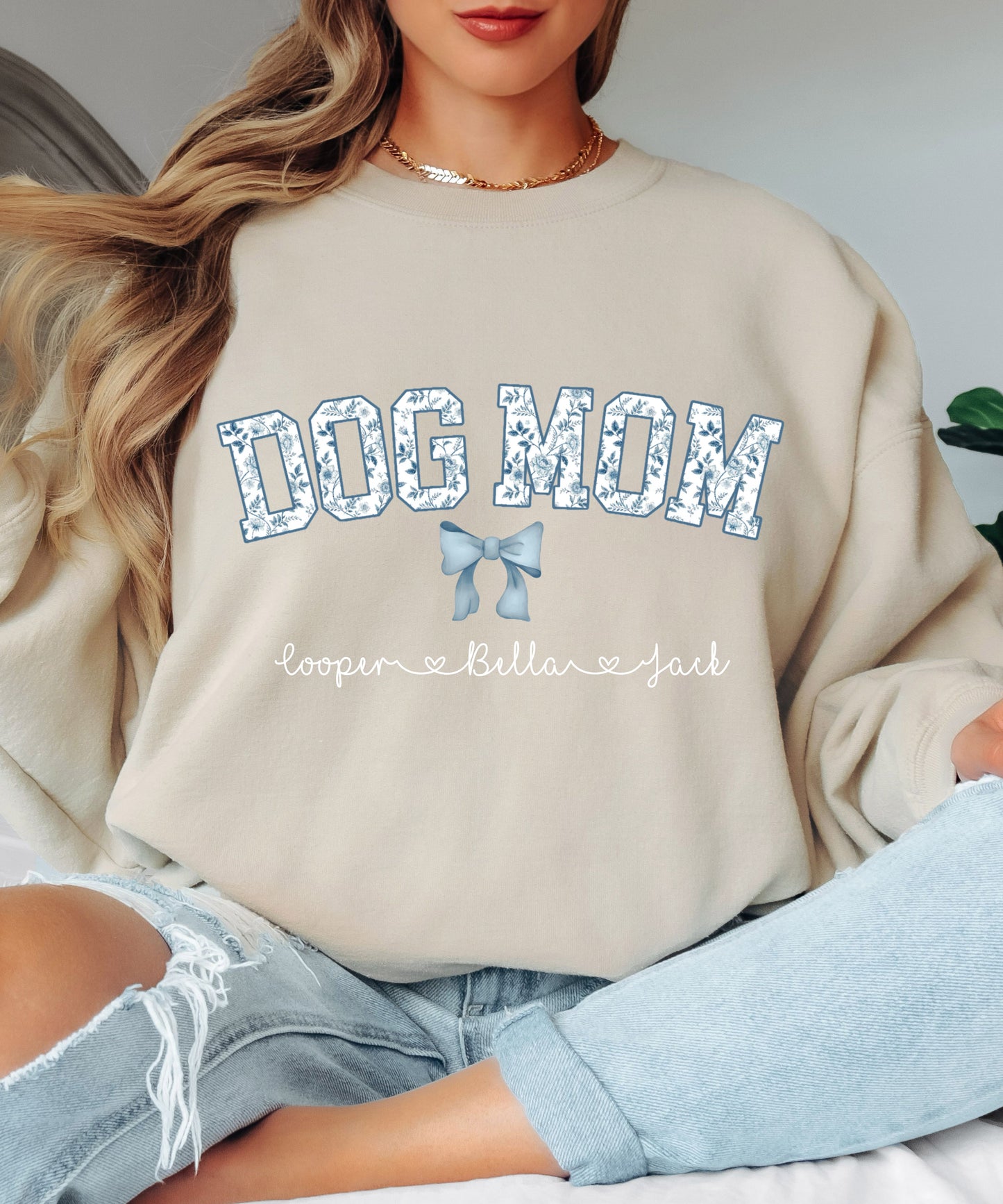 personalierbarer Sweater Dog Mom Schleife