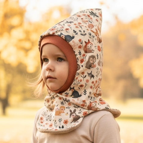 Schlupfmütze Flower Forest