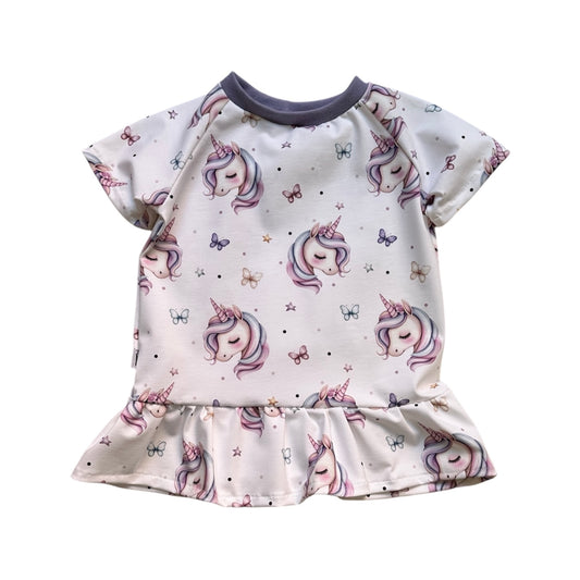 T- Shirt mit Rüschen - Regenbogen Einhorn