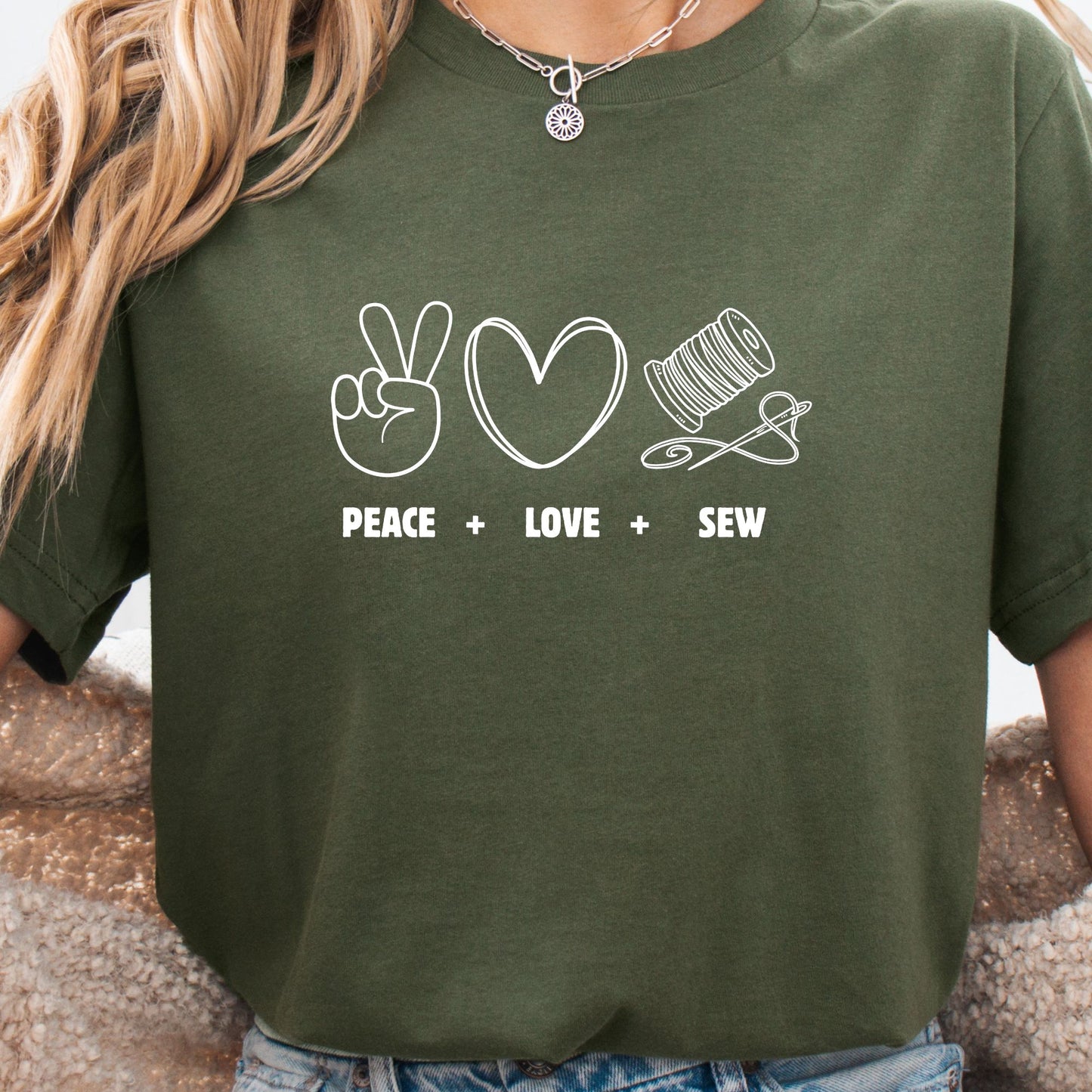 T-Shirt Peace, Love, Sew