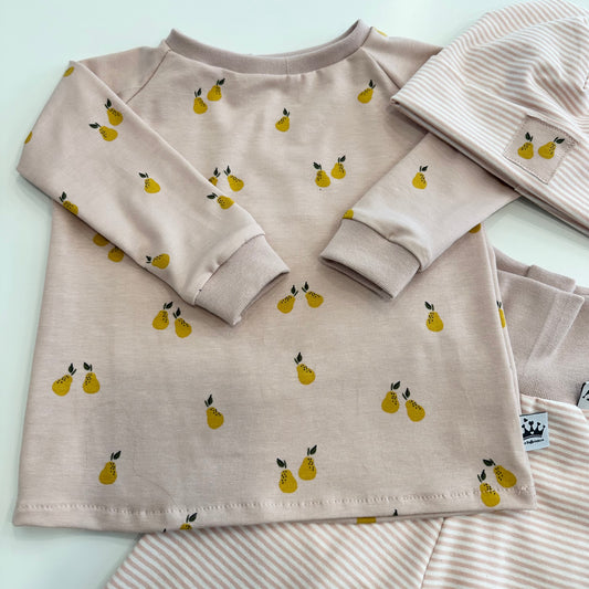 Pullover Pear Collection