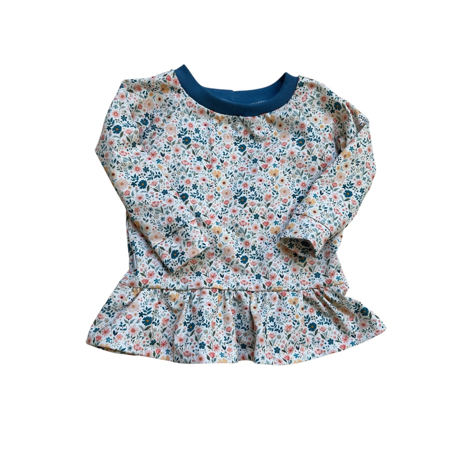 Pullover mit Rüschen- Mini Flower