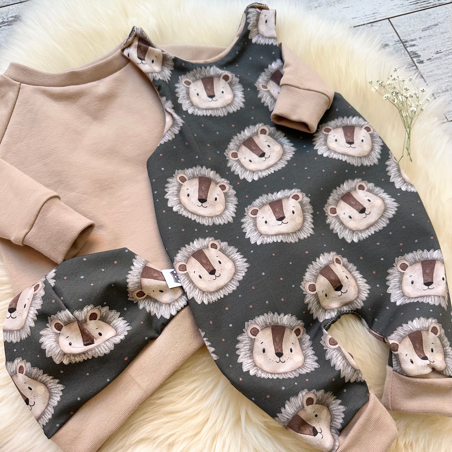 Strampler Set Green Lion