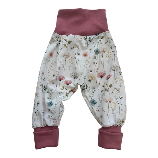 Pumphose Flower Bouquet