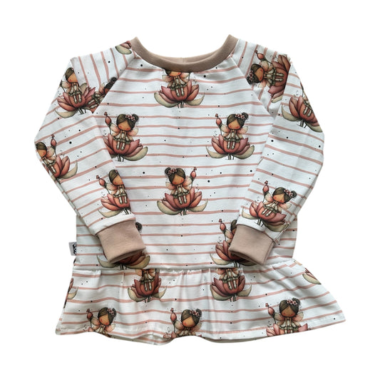 Pullover mit Rüschen- Blütenzauber