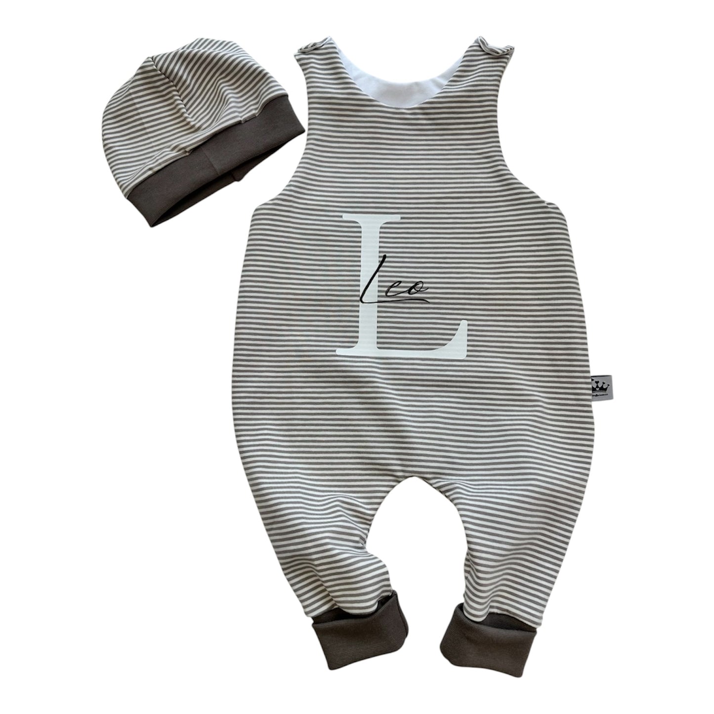 Strampler Set Taupe Streifen  mit Namen und Mütze